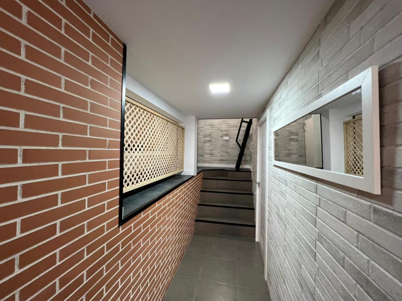 Aparthotel Carcaixent 24 Valenza Esterno foto