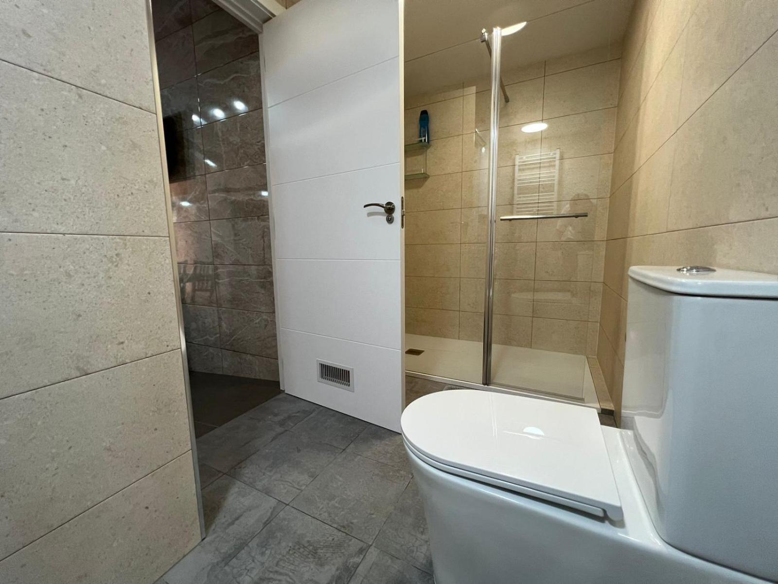 Aparthotel Carcaixent 24 Valenza Esterno foto